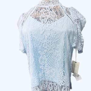 Savannah Jane Placid Blue Lace Top with Matching Camisole Sz Med NWT
